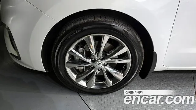 Kia The New Carnival id 2272700 из Кореи 15