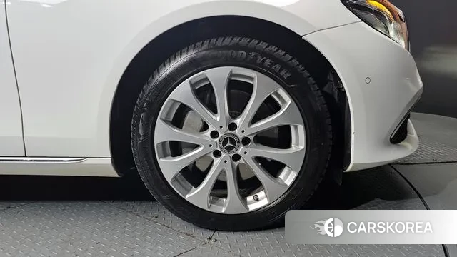 Mercedes-Benz E-Class W213 id 3489552 из Кореи 15