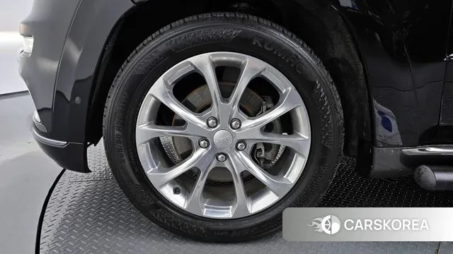 Jeep Grand Cherokee id 3226286 из Кореи 15