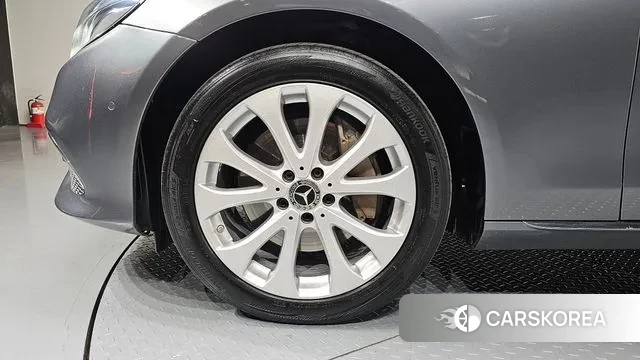 Mercedes-Benz E-Class W213 id 3672505 из Кореи 15