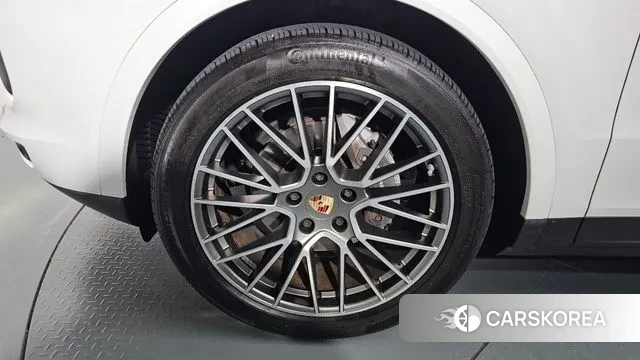 Porsche Cayenne (PO536) id 3333584 из Кореи 15