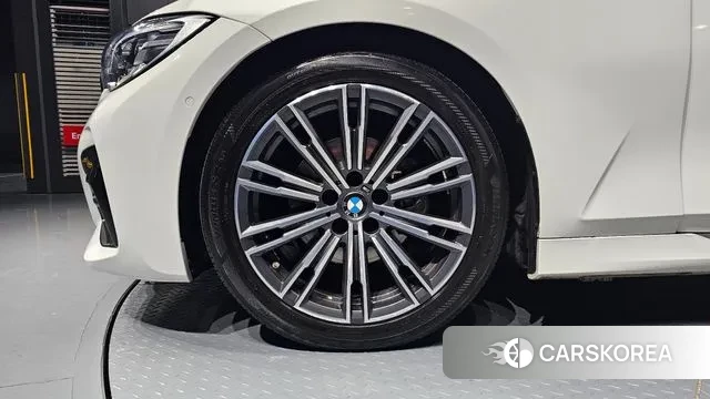 BMW 3 Series (G20) id 3636462 из Кореи 15