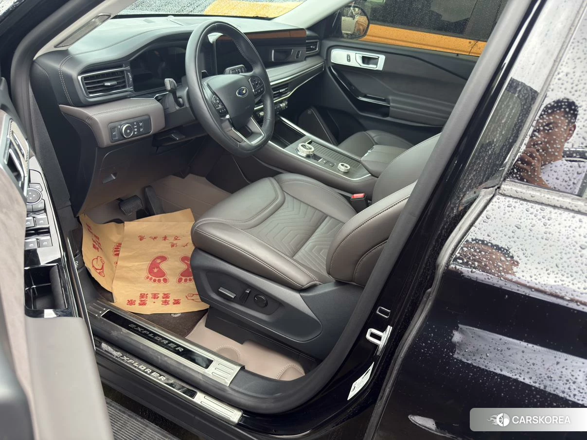 Ford Explorer id 4510754 из Китая 13