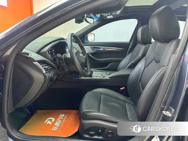 Cadillac CT5 id 3895894 из Китая 26