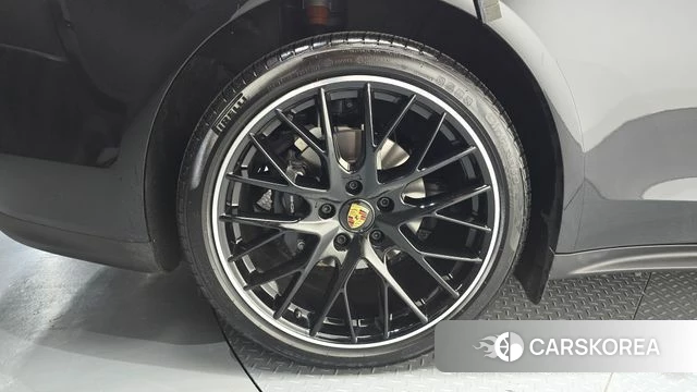 Porsche Panamera (971) id 4409544 из Кореи 26