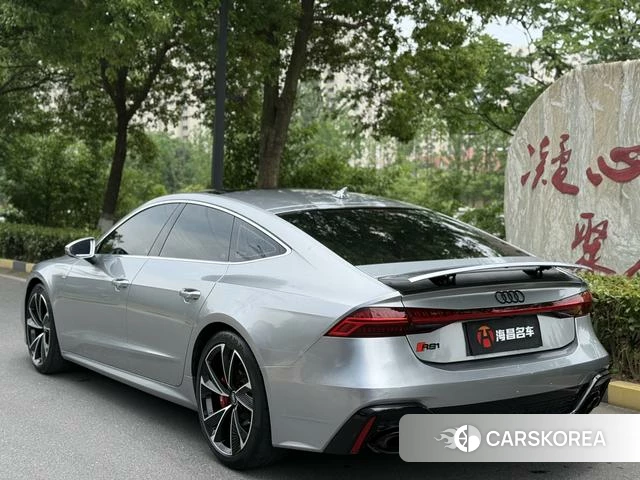 Audi A7 2021 Серебристо-серый из Китая, фото 5