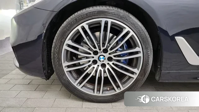 BMW 5 Series (G30) id 3455238 из Кореи 15