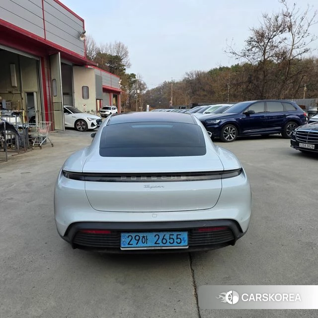 Porsche Taycan id 3883287 из Кореи 15