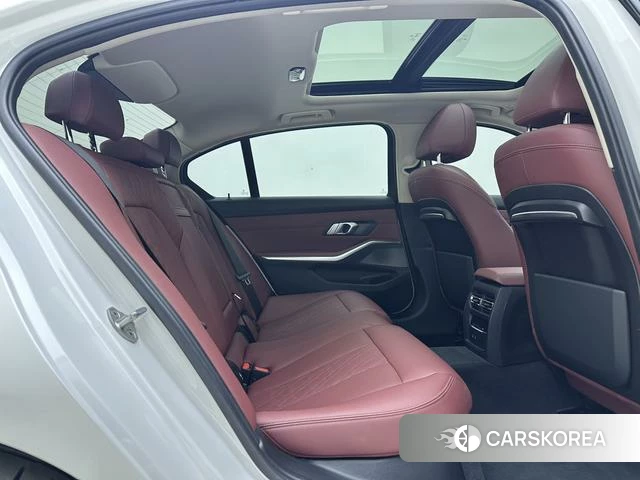 BMW 3 series id 4328709 из Китая 18