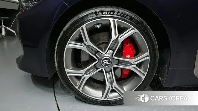 Kia Stinger id 2971215 из Кореи 15