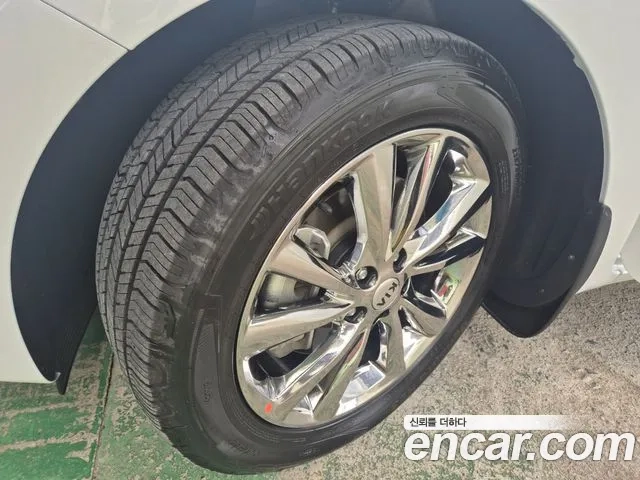 Kia The New Carnival id 2886618 из Кореи 13