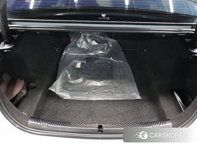 BMW 5 Series (G60) id 3670056 из Кореи 15