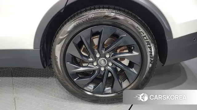 Land Rover Discovery 5 id 3680300 из Кореи 15