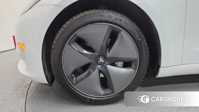 Tesla Model 3 id 3722962 из Кореи 15