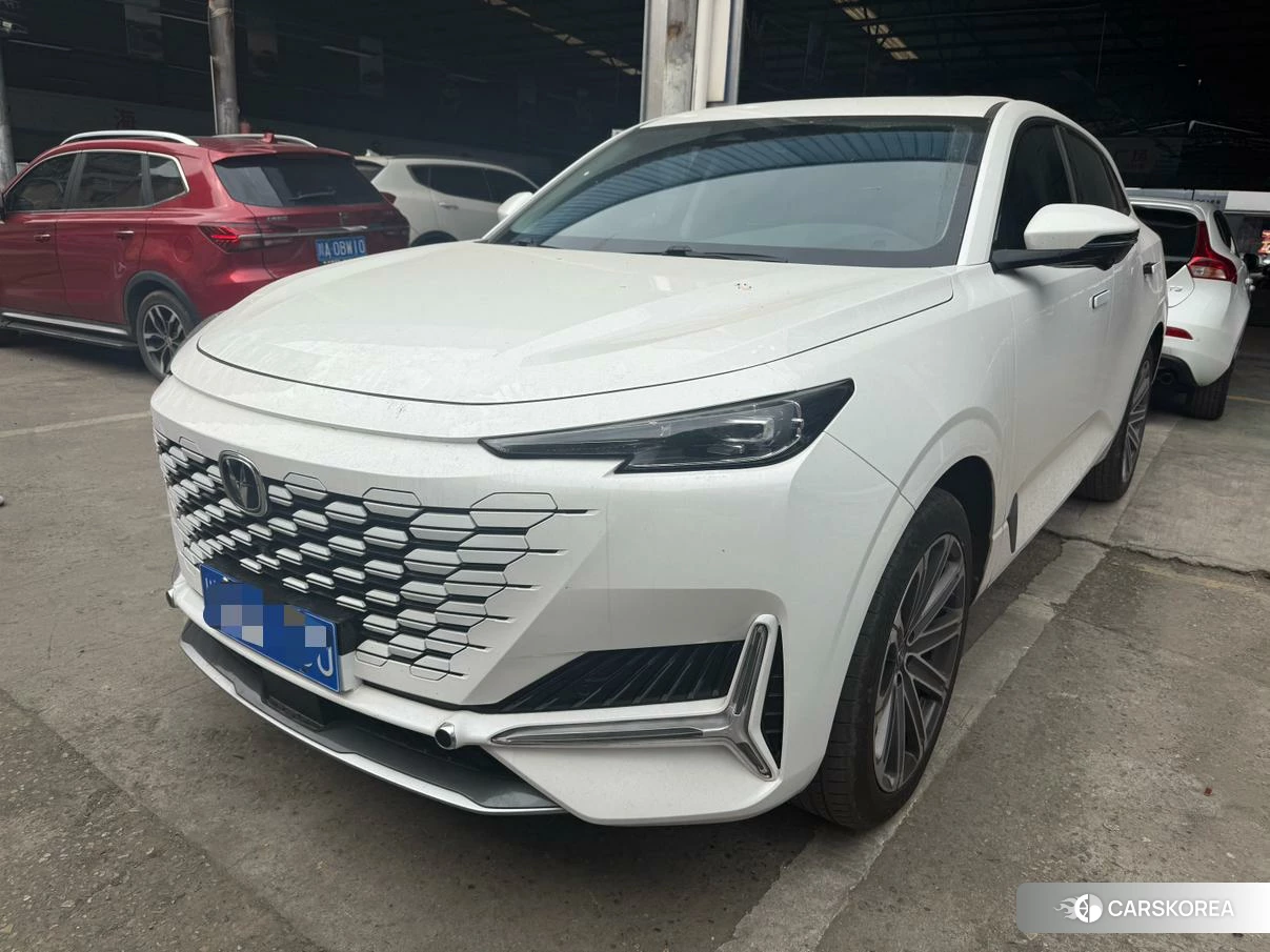 Chang'an UNI-K id 4452623 из Китая 10