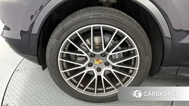 Porsche Cayenne (PO536) id 2940359 из Кореи 15