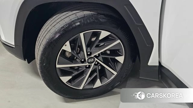 Hyundai Tucson (NX4) id 4187480 из Кореи 15