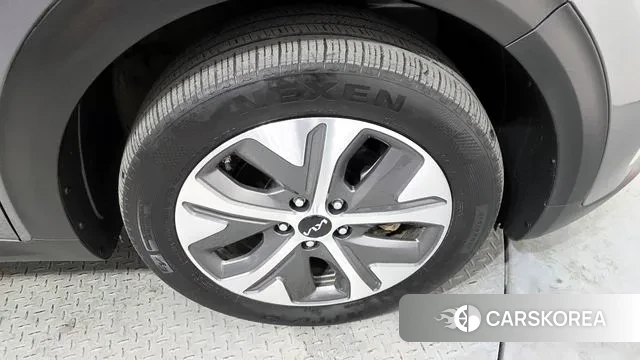 Kia Niro Plus id 3606378 из Кореи 15