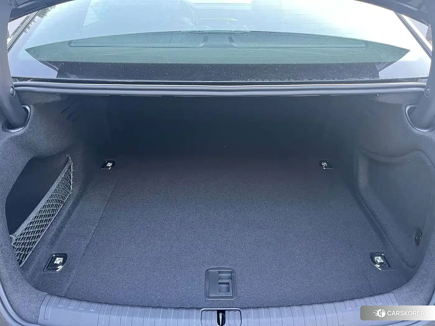 Audi A6L 2026 Черный из Китая, фото 5