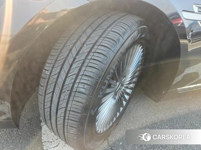 Genesis G90 id 3795710 из Кореи 6