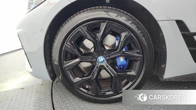 BMW i4 id 3922802 из Кореи 15