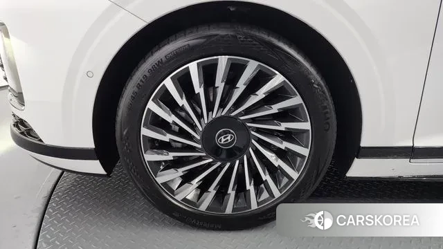 Hyundai Grandeur (GN7) id 3405649 из Кореи 15