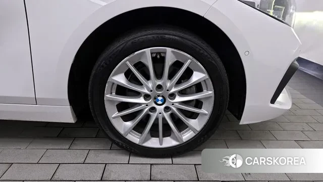 BMW 1 Series (F40) id 2999885 из Кореи 15