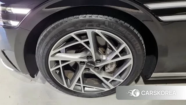 Genesis G90 (RS4) id 3262821 из Кореи 13