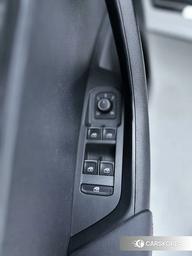 Skoda Krok id 4391995 из Китая 19