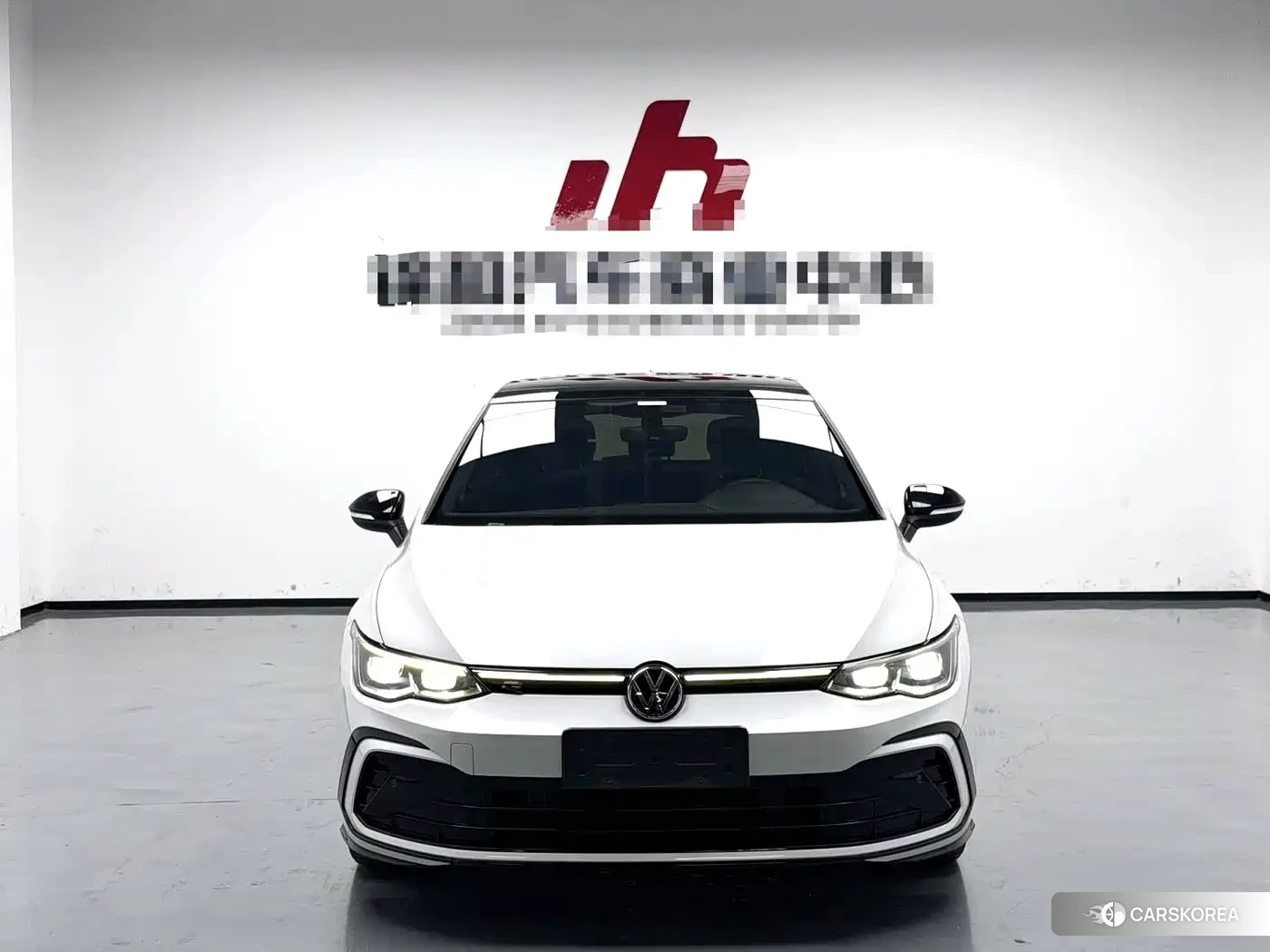 Volkswagen Golf 2024 Белый из Китая, фото 5