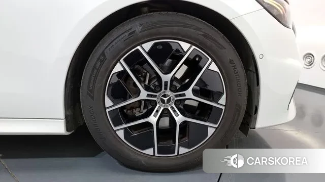 Mercedes-Benz E-Class W214 id 3388441 из Кореи 15