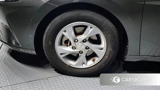 Hyundai Avante (CN7) id 3736151 из Кореи 15