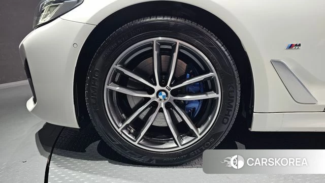 BMW 5 Series (G30) id 4624173 из Кореи 15