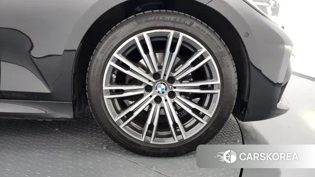 BMW 3 Series (G20) id 3561431 из Кореи 15