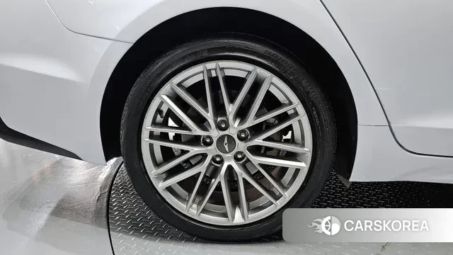 Genesis G70 id 3602007 из Кореи 15