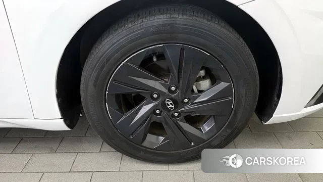 Hyundai Avante (CN7) id 3411831 из Кореи 15