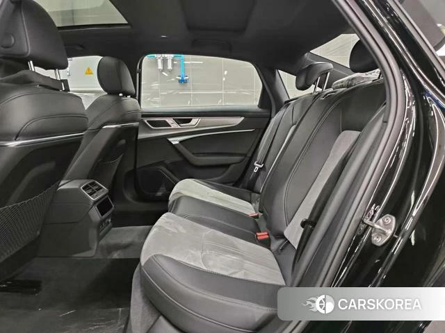 Audi A6L id 4353045 из Китая 7