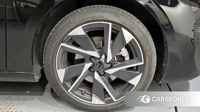 Peugeot 308 Third generation id 3299925 из Кореи 15