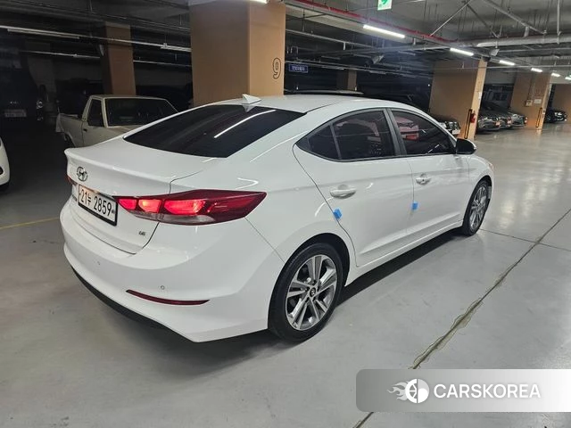 Hyundai Avante AD id 3889423 из Кореи 15