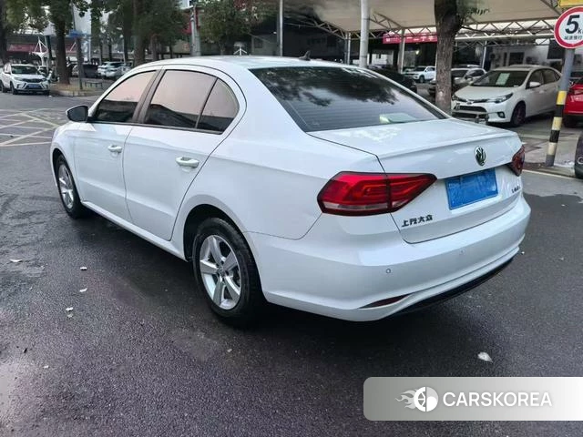 Volkswagen Lavida 2022 Белый из Китая, фото 5