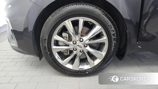 Kia The New Carnival id 4924017 из Кореи 32