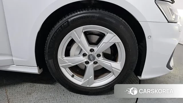 Audi A6 (C8) id 3753739 из Кореи 15