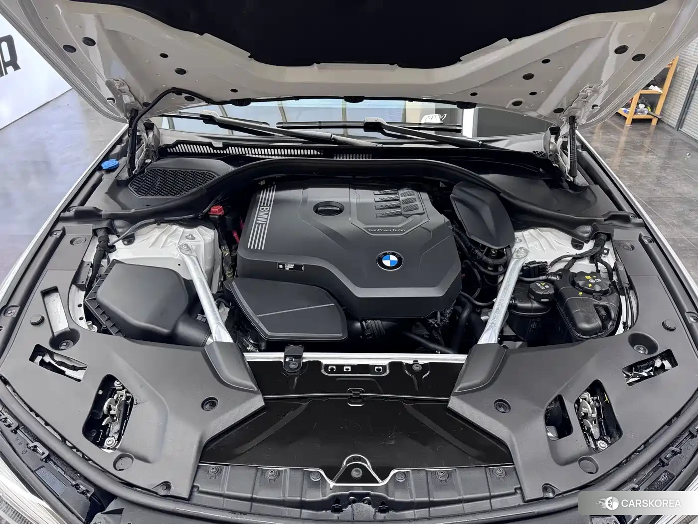 BMW 5 series id 4679781 из Китая 12