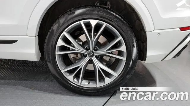 Audi Q8 (4M) id 2837945 из Кореи 15