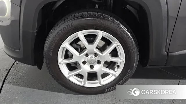 Jeep Renegade id 3612012 из Кореи 15