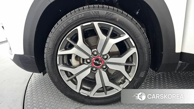 Kia Seltos id 4415623 из Кореи 33
