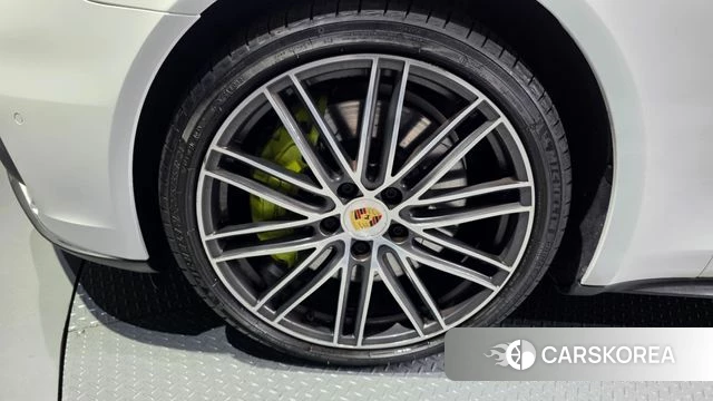 Porsche Panamera (971) id 4543018 из Кореи 33