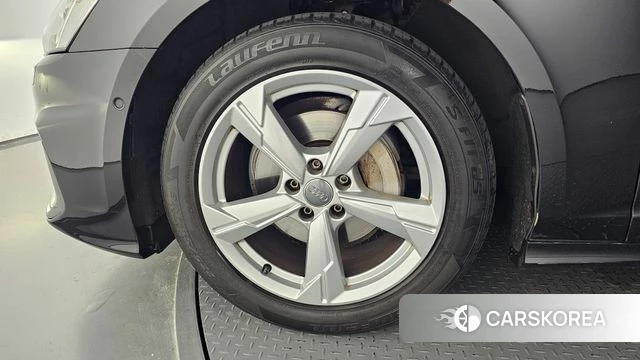Audi A6 (C8) id 4429753 из Кореи 15