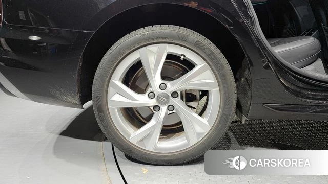 Audi A4 (B9) id 4389702 из Кореи 15