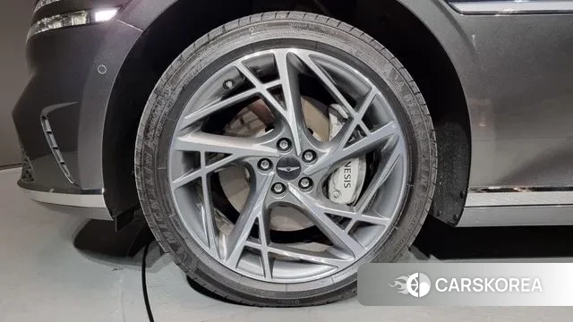 Genesis G90 (RS4) id 3554934 из Кореи 15